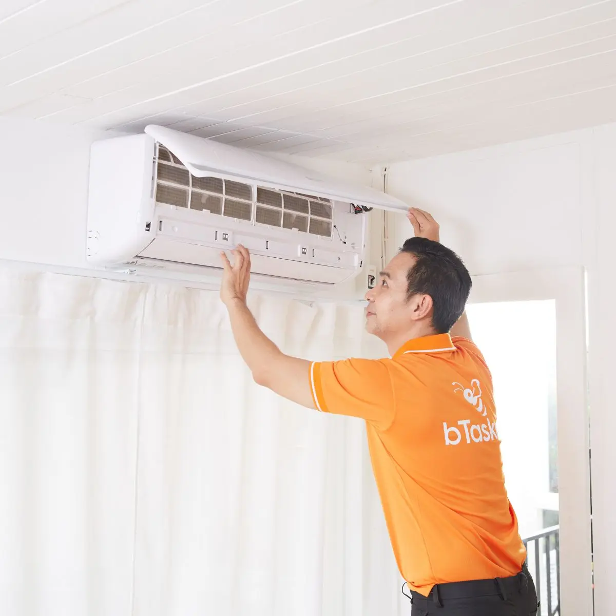 bTaskee Air Conditioner Cleaning Process