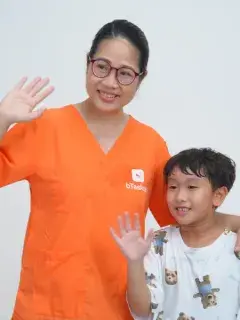 Trông trẻ