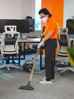 Vệ sinh thảm văn phòng